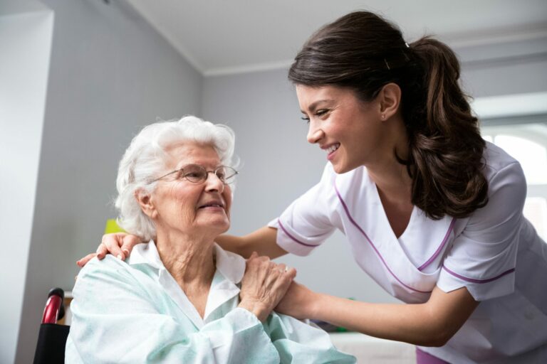 Skilled Nursing Care Oakland PA - How Do You Decide Between Skilled Nursing Care and Home Care for Your Senior?